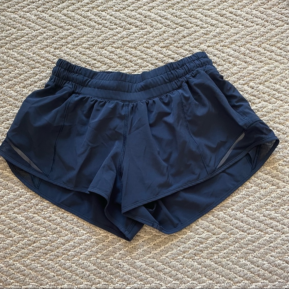 Lululemon Hotty Hot Short 2.5”